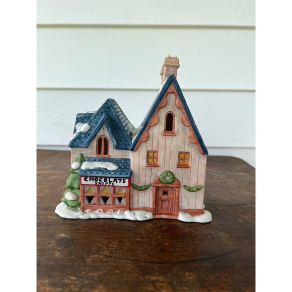 Swiss Village Chocolate Shoppe Lighted Ceramic Christmas House F3 - Picture 2 of 6